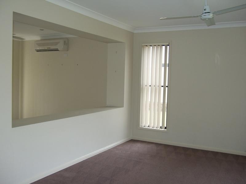 60 Golden Bear Drive, Arundel QLD 4214