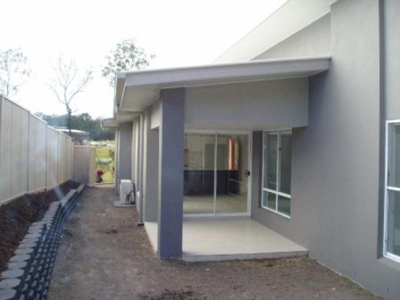 8 Bellagio Crescent, Coomera QLD 4209