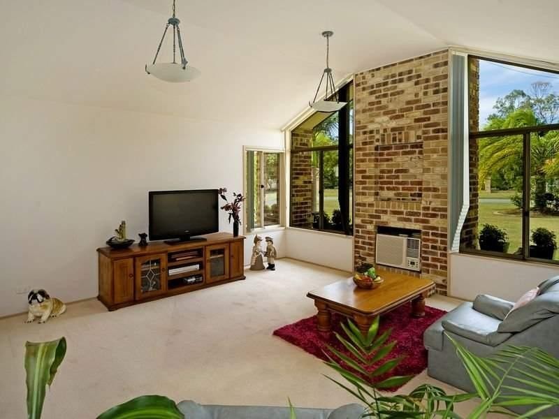 30 Gwydir Court, Helensvale QLD 4212