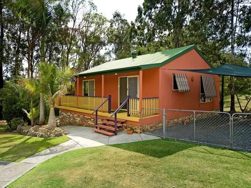 30 Gwydir Court, Helensvale QLD 4212
