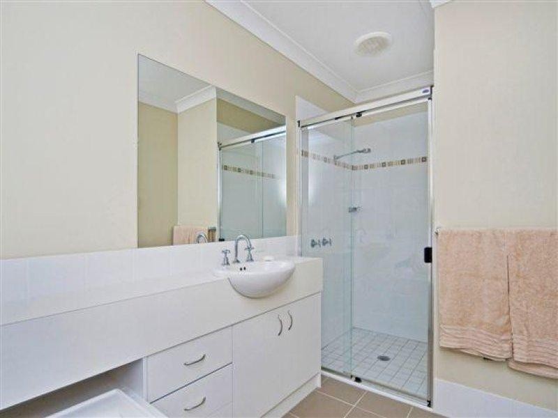 Unit 5/17 Park Esplanade, Coomera QLD 4209