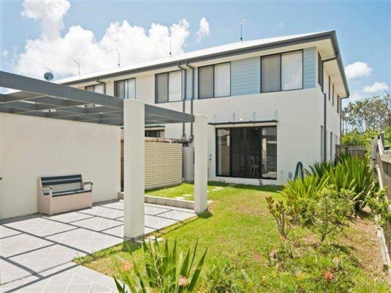 Unit 5/17 Park Esplanade, Coomera QLD 4209