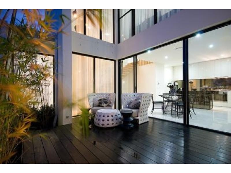 Benowa QLD 4217