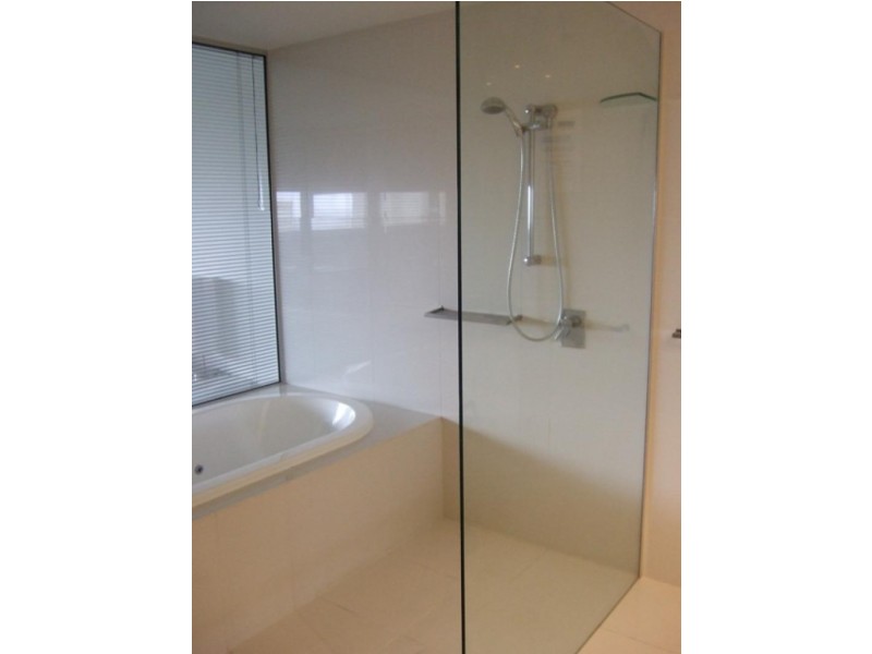 9 Ferny Avenue, Circile on Cavill, Surfers Paradise QLD 4217