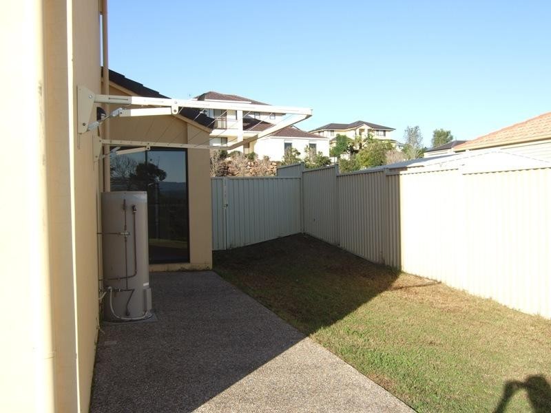 86 Christina Ryan Way, Arundel QLD 4214