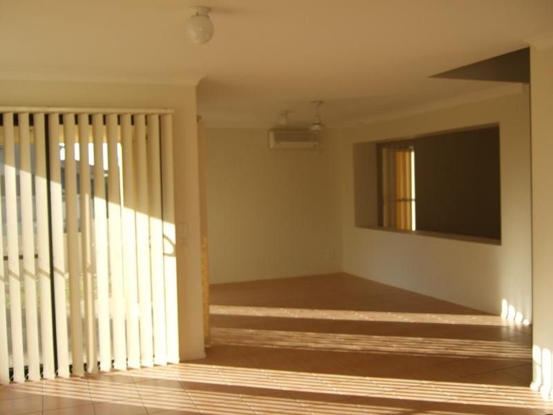 86 Christina Ryan Way, Arundel QLD 4214