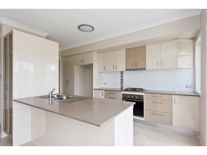 Unit 2/25 Lisa Crescent, Coomera QLD 4209