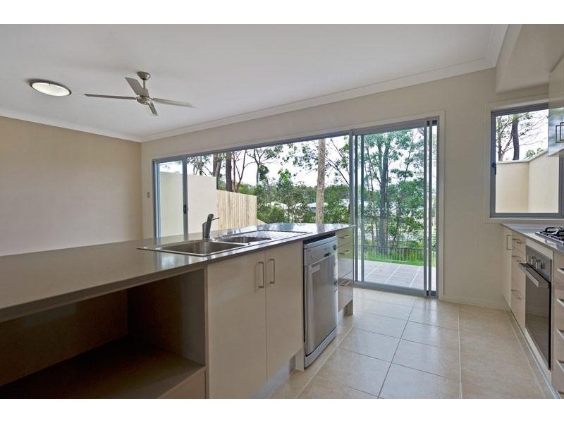 Unit 2/25 Lisa Crescent, Coomera QLD 4209