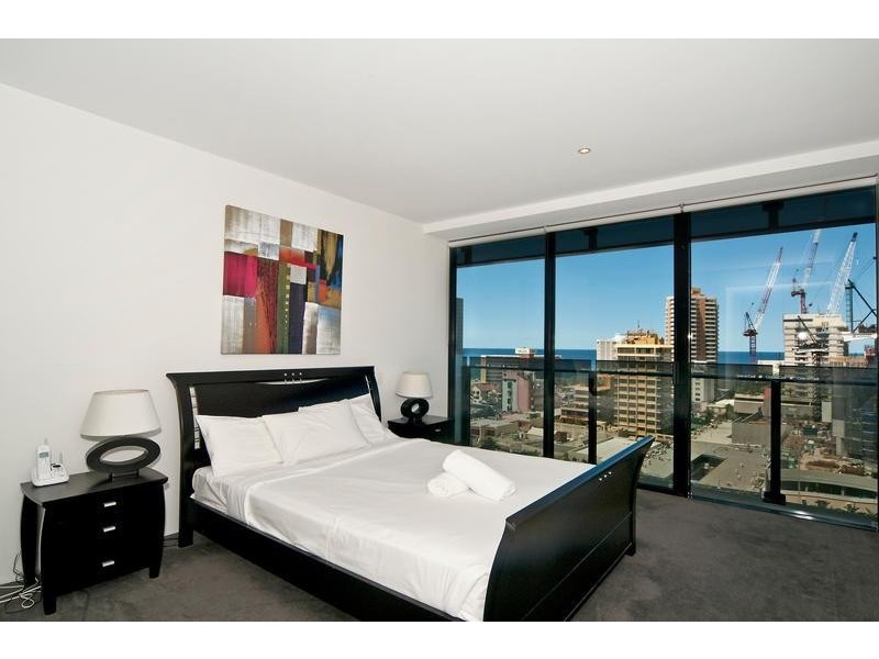 9 Ferny Avenue, Circle on Cavill, Surfers Paradise QLD 4217