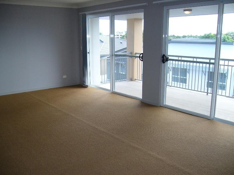 903/33 Clark Street, Biggera Waters QLD 4216