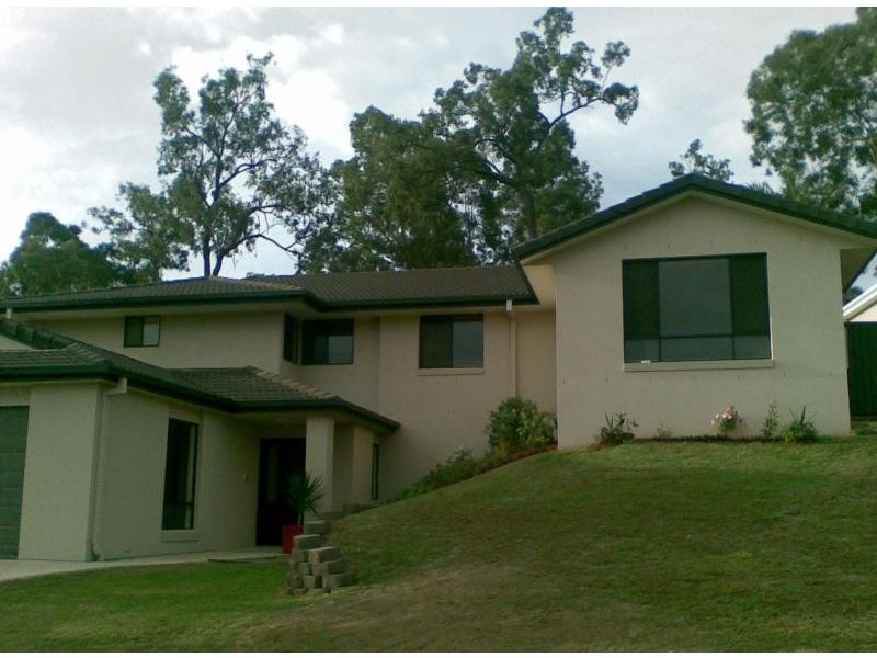 11 Chichester Drive, Arundel QLD 4214