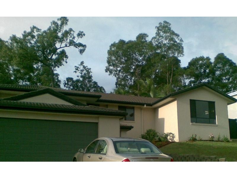 11 Chichester Drive, Arundel QLD 4214