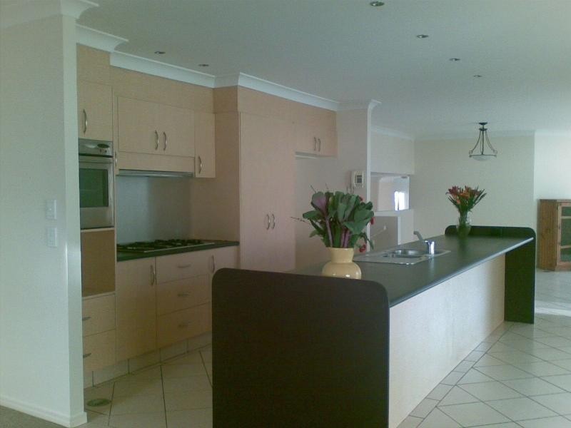 11 Chichester Drive, Arundel QLD 4214