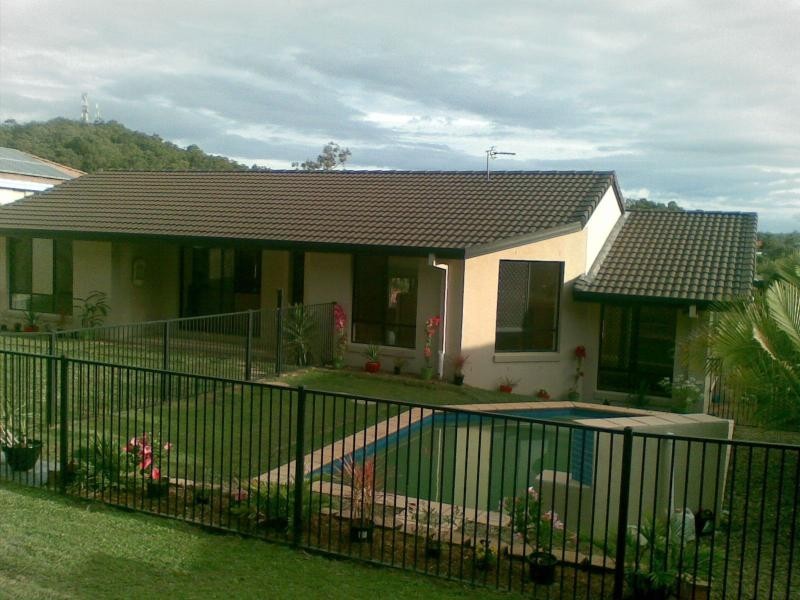 11 Chichester Drive, Arundel QLD 4214