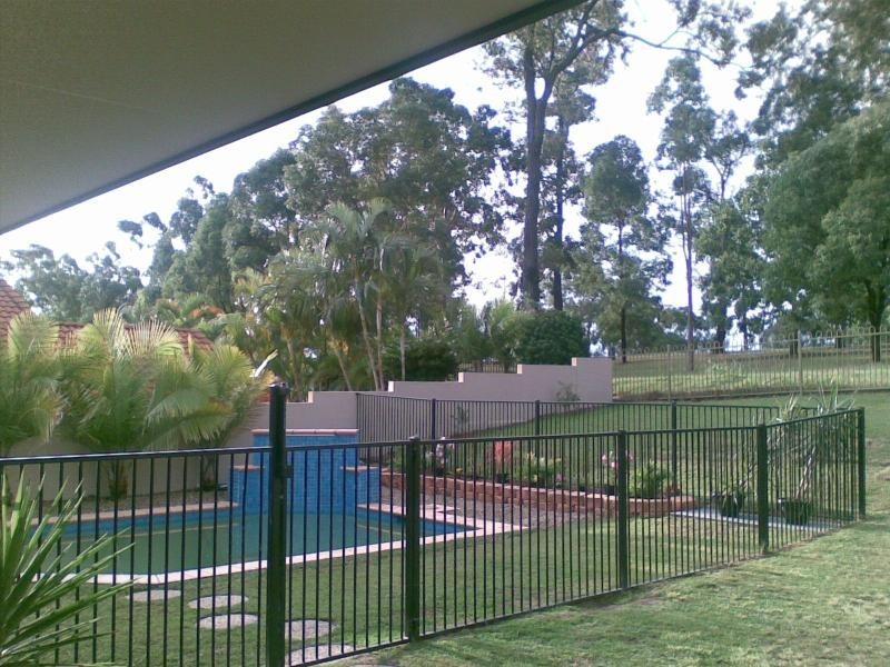 11 Chichester Drive, Arundel QLD 4214