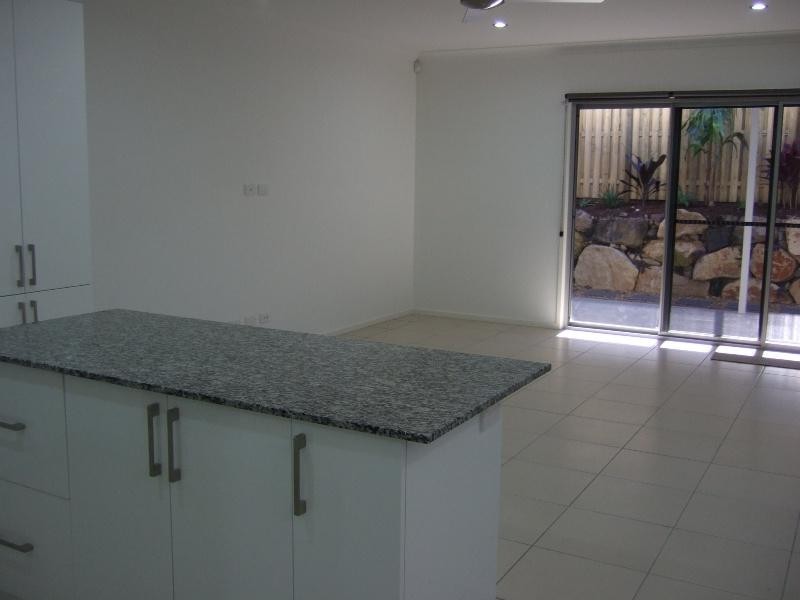 9 Henry Street, Coomera QLD 4209