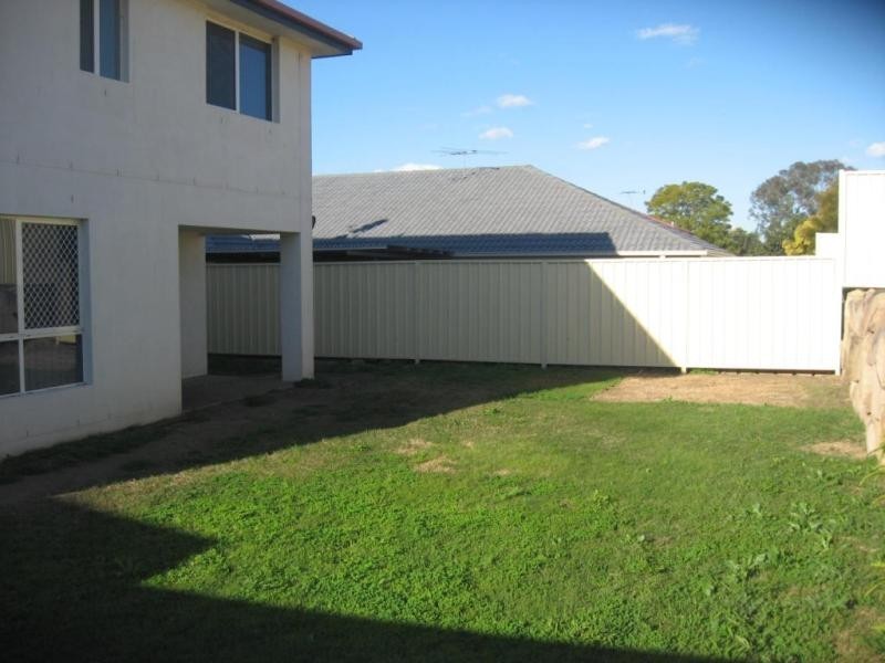 8 Katie Way, Raceview QLD 4305