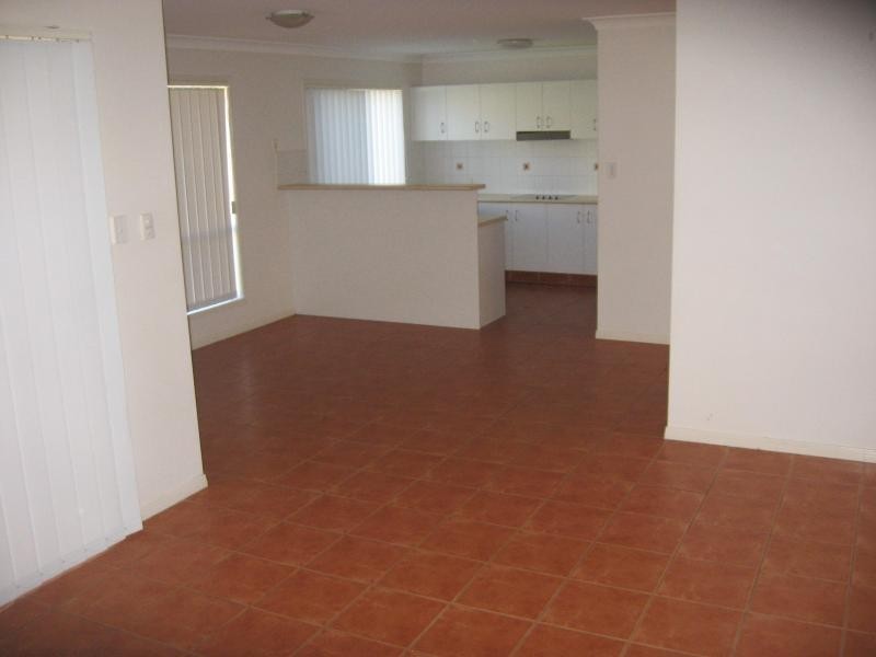 8 Katie Way, Raceview QLD 4305