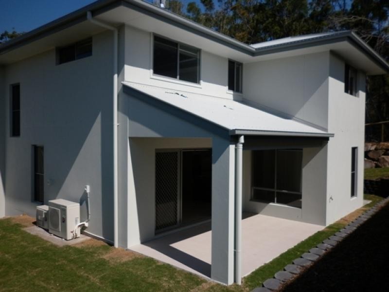 3 Bryna Parade, Oxenford QLD 4210