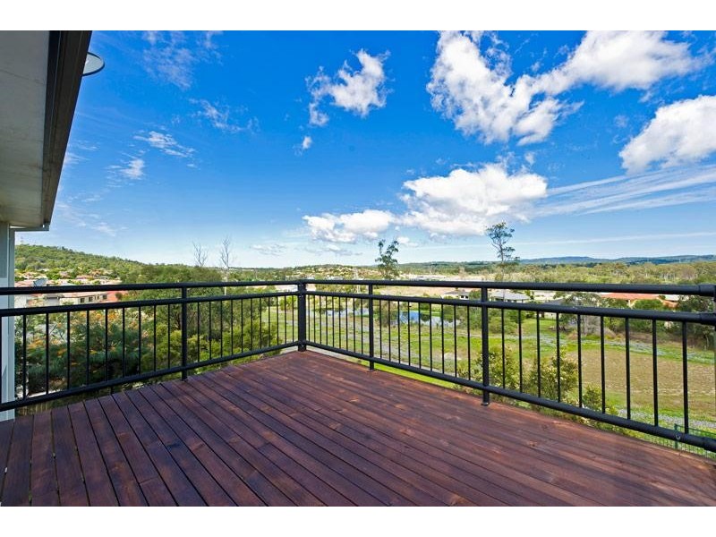 76 Christina Ryan Way, Arundel QLD 4214