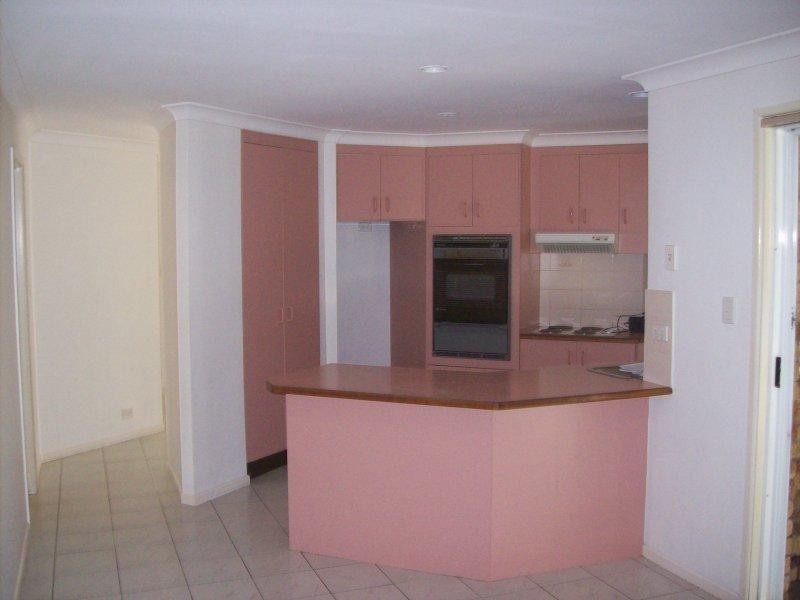 6 Bunya Court, Helensvale QLD 4212