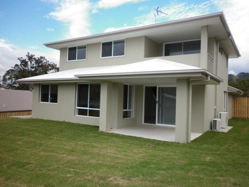 7 Harriet Lane, Oxenford QLD 4210