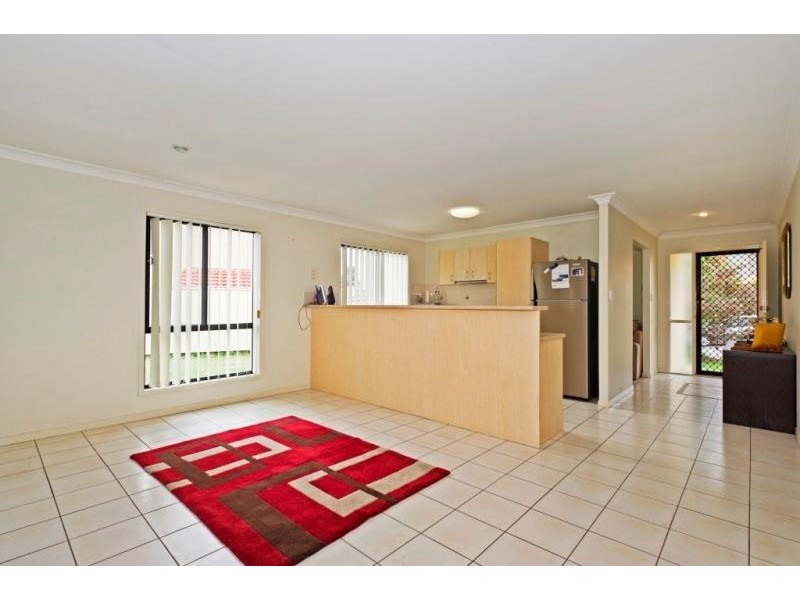 3 Katie Court, Arundel QLD 4214