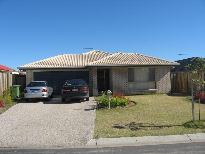 19 Siedofsky Street, Redbank Plains QLD 4301