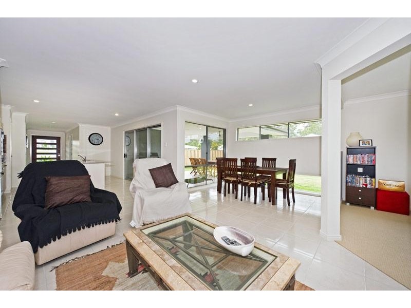 1 Cherry Court, Coomera QLD 4209