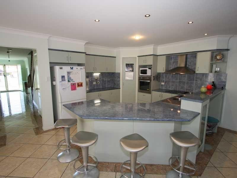 12 WHITEWOOD PLACE, Molendinar QLD 4214