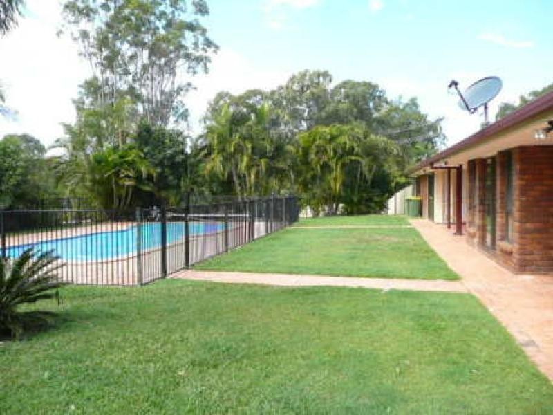 1 DERWENT AVENUE, Helensvale QLD 4212