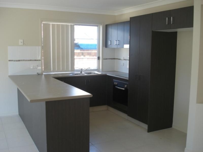 18 Saltwater Boulevard, Oxenford QLD 4210