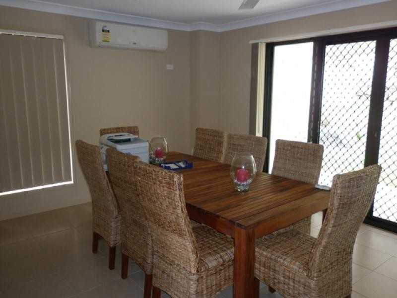 13 Caragh Crescent, Oxenford QLD 4210