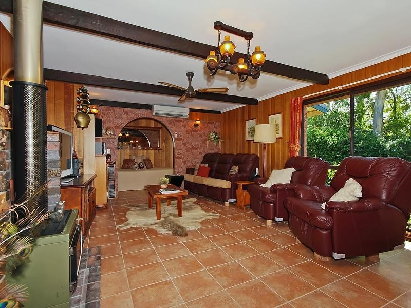 30 Ruth Terrace, Oxenford QLD 4210