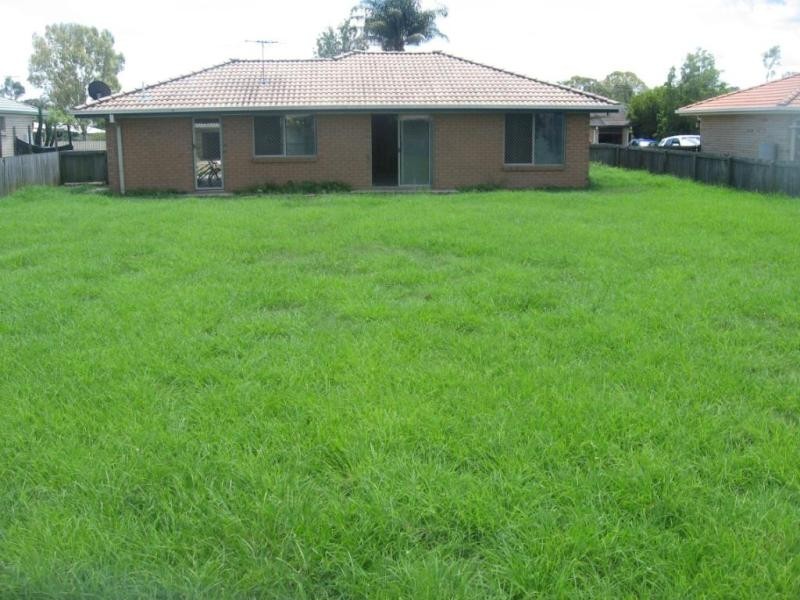 61 David Street, North Booval QLD 4304