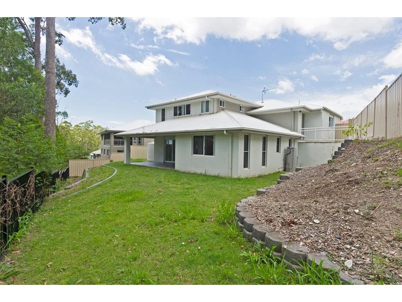 7 Caragh Crescent, Oxenford QLD 4210