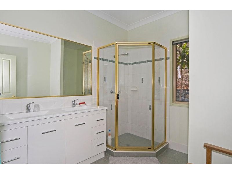 77b Waterfall Drive, Wongawallan QLD 4210