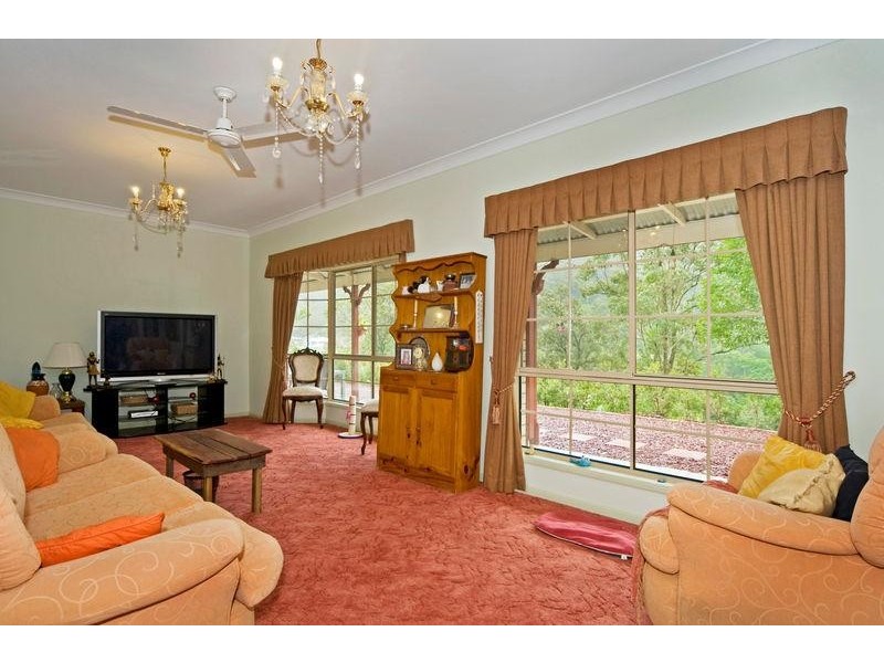 77b Waterfall Drive, Wongawallan QLD 4210