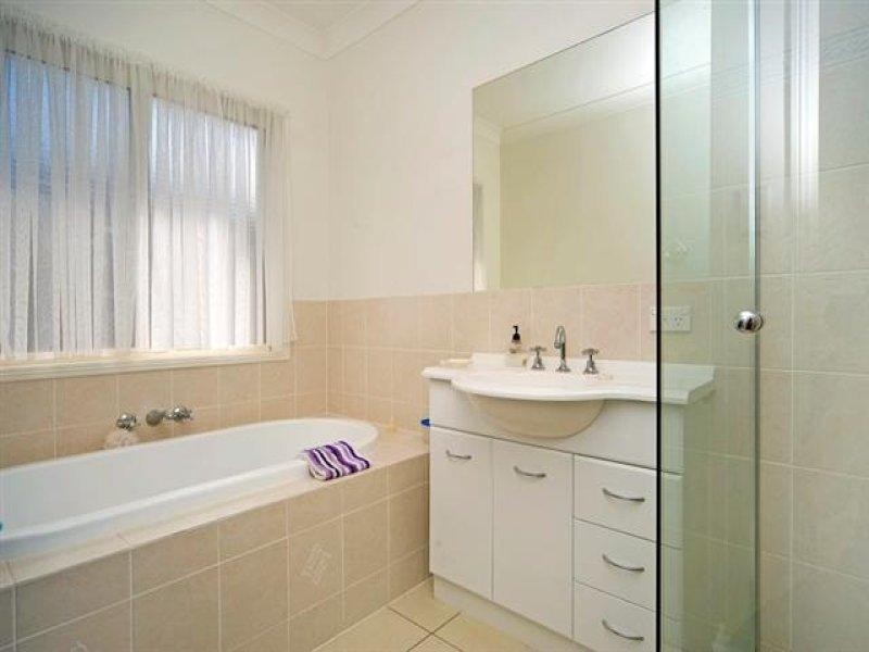 30 PATHFINDER ROAD, Coomera QLD 4209