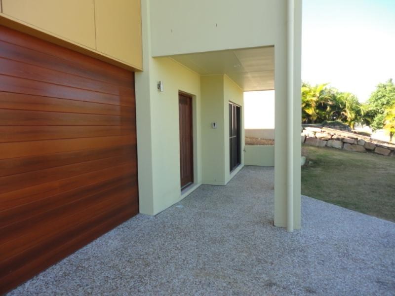 36 PATHFINDER ROAD, Coomera QLD 4209