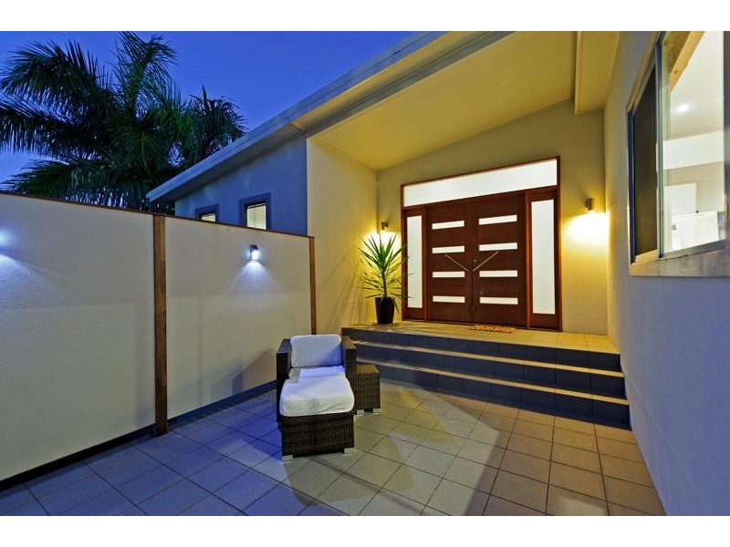 35 Lachlan Drive, Coomera QLD 4209