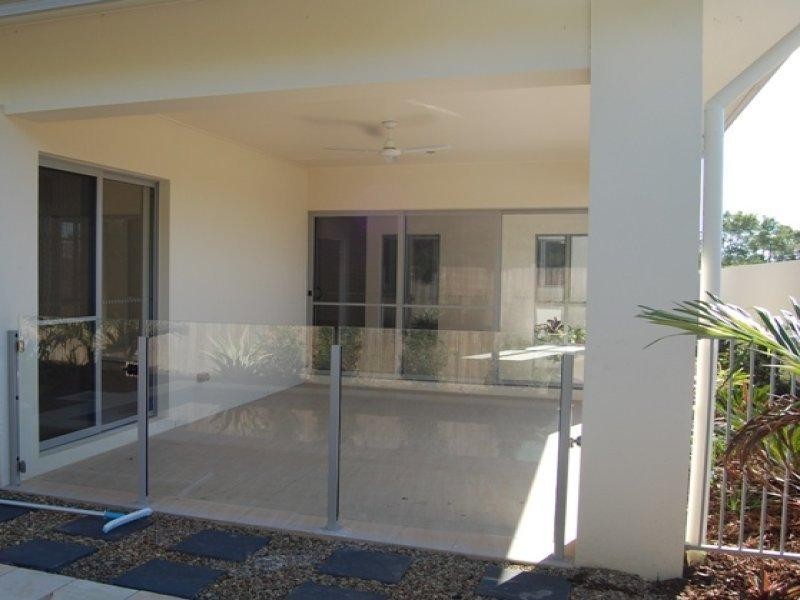 9130 PETER SENIOR DRIVE, Hope Island QLD 4212