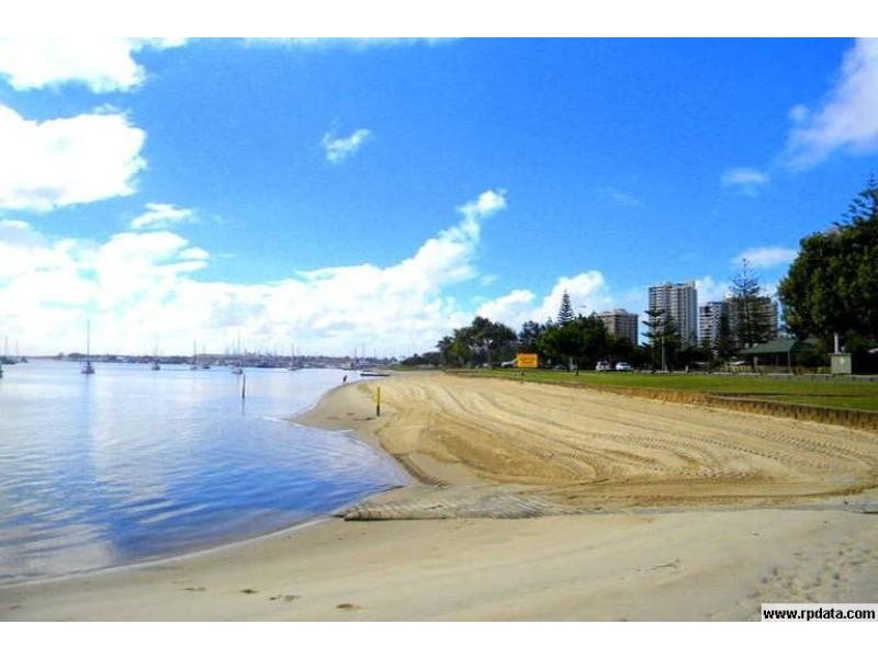 Unit 4/37 BACK STREET, Biggera Waters QLD 4216