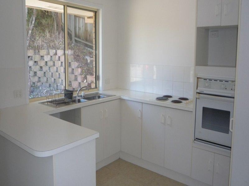 44 BROADWAY DRIVE, Oxenford QLD 4210