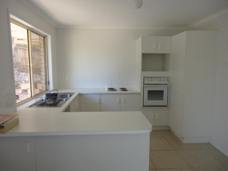 44 BROADWAY DRIVE, Oxenford QLD 4210