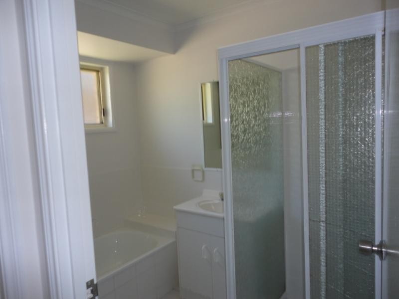 44 BROADWAY DRIVE, Oxenford QLD 4210