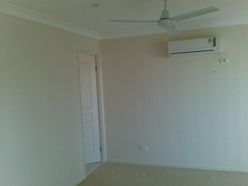 42 Golden Bear Drive, Arundel QLD 4214