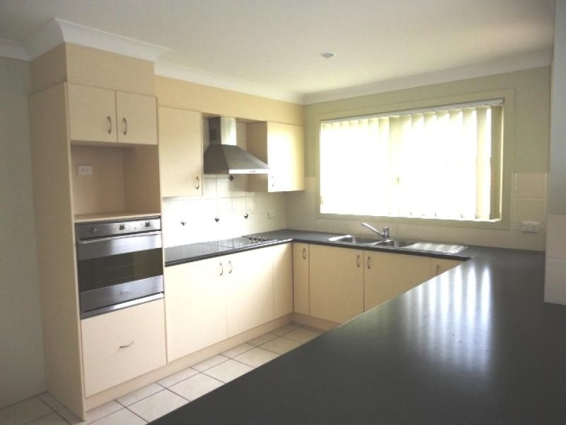 4 CRYSTAL PLACE, Upper Coomera QLD 4209