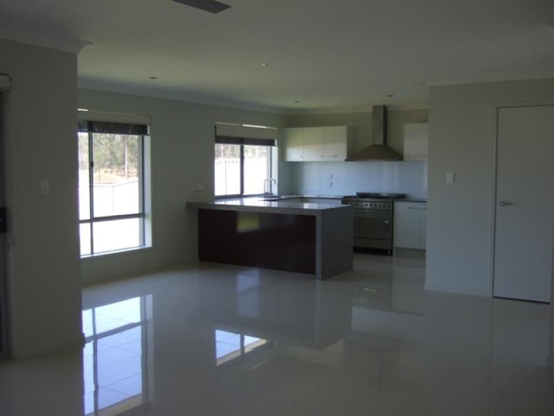 13 Chromata Lane, Coomera QLD 4209