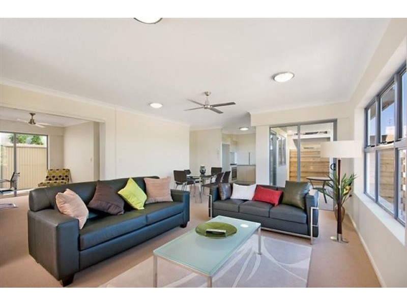 1 Hinterland Drive, Mudgeeraba QLD 4213